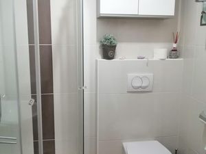 23781794-Ferienwohnung-3-Koper-300x225-5