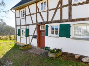 23560427-Ferienwohnung-8-Korbach-300x225-0