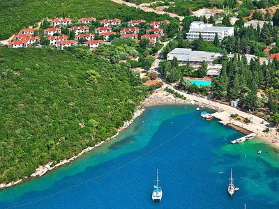 PoolOfHouse