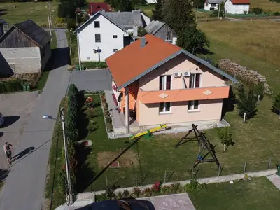Ferienwohnung für 4 Personen in Korenica 2/10
