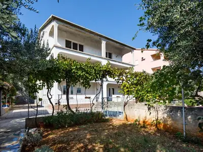 Ferienwohnung für 3 Personen in Kornić 2/10