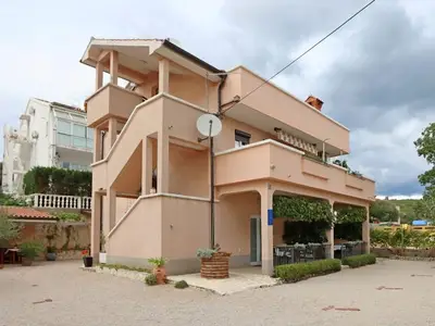 Ferienwohnung für 2 Personen in Kornić 3/10