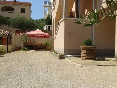 Ferienwohnung für 2 Personen in Kornić 7/10