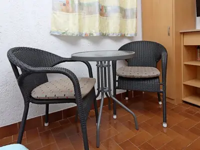 Ferienwohnung für 2 Personen in Kornić 10/10