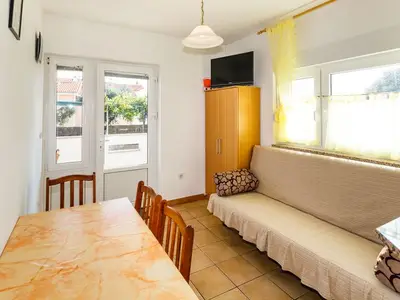 Ferienwohnung für 3 Personen in Kornić 10/10