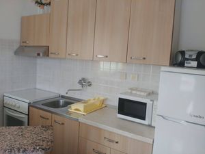 18323824-Ferienwohnung-3-Kornić-300x225-3