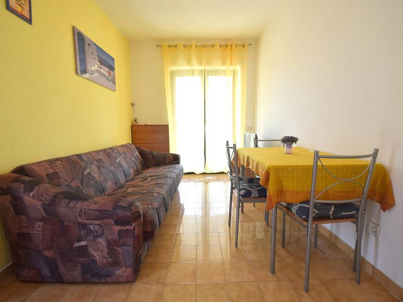 23934301-Ferienwohnung-2-Kornić-800x600-1