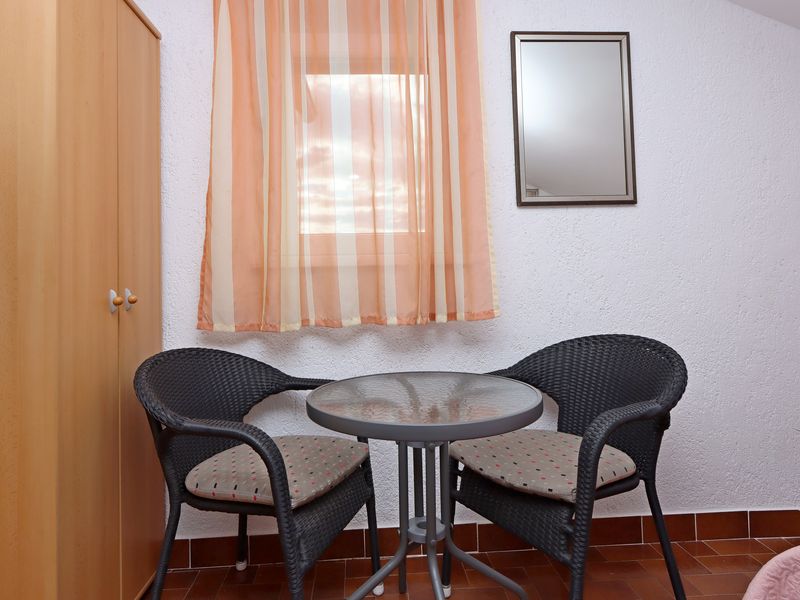 18923906-Ferienwohnung-2-Kornić-800x600-2