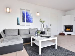 22790207-Ferienwohnung-3-Korswandt-300x225-3