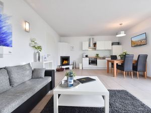 23972401-Ferienwohnung-3-Korswandt-300x225-4