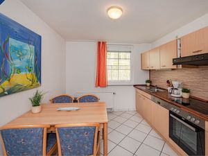 24019369-Ferienwohnung-4-Korswandt-300x225-3