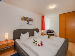 24019370-Ferienwohnung-4-Korswandt-300x225-4