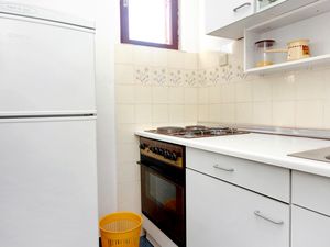 23925781-Ferienwohnung-6-Korčula-300x225-5