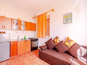 23930853-Ferienwohnung-3-Korčula-300x225-5