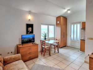 24002318-Ferienwohnung-2-Korčula-300x225-4