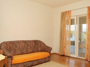 18322727-Ferienwohnung-6-Korčula-300x225-1