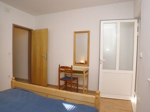 19127066-Ferienwohnung-4-Korčula-300x225-5