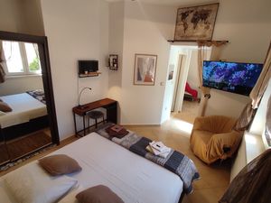 23983405-Ferienwohnung-2-Korčula-300x225-5