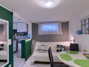 23930687-Ferienwohnung-4-Korčula-300x225-1