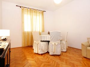 23925781-Ferienwohnung-6-Korčula-300x225-4