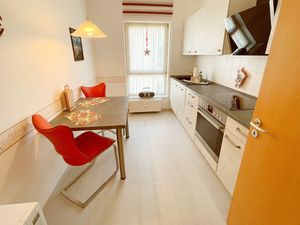 23875570-Ferienwohnung-4-Koserow (Seebad)-300x225-4