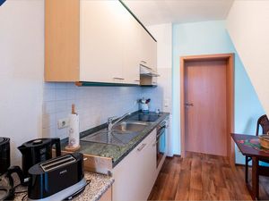 23968365-Ferienwohnung-4-Koserow (Seebad)-300x225-3