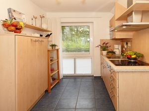 24019483-Ferienwohnung-4-Koserow (Seebad)-300x225-2