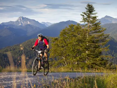 Kaiserwinkl_Schöne Aussicht_Radfahren