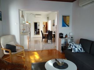 24033423-Ferienwohnung-3-Kostrena-300x225-2