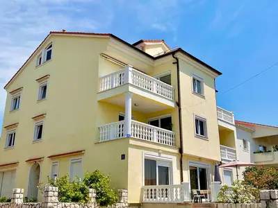 Ferienwohnung für 4 Personen in Kostrena 3/10
