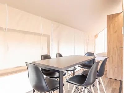 DiningRoom