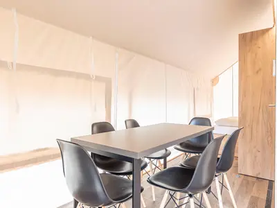 DiningRoom