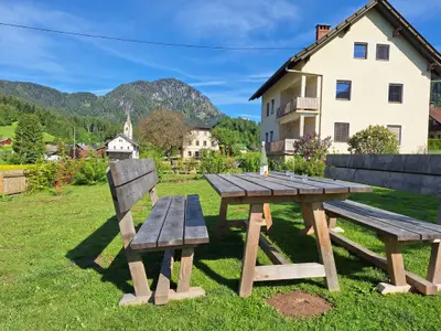 Außenseite Ferienhaus [Sommer]