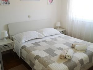 23928720-Ferienwohnung-3-Kožino-300x225-5