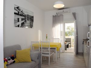 23928756-Ferienwohnung-6-Kožino-300x225-2