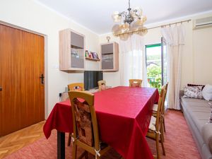 19128641-Ferienwohnung-7-Kraj-300x225-1