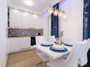 23564897-Ferienwohnung-4-Krakau-300x225-3