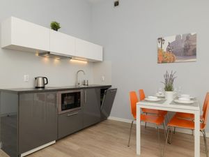 23699523-Ferienwohnung-3-Krakau-300x225-4