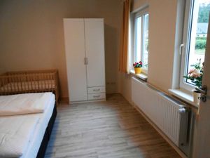 23337883-Ferienwohnung-6-Krakow am See-300x225-4