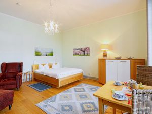 23751680-Ferienwohnung-2-Krakow am See-300x225-5