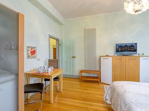 23751624-Ferienwohnung-2-Krakow am See-300x225-3