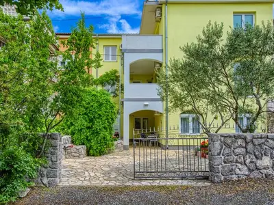 Ferienwohnung für 2 Personen in Kraljevica 1/10