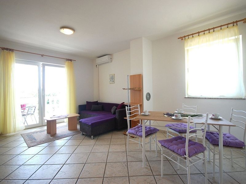 23924608-Ferienwohnung-4-Kremenići-800x600-2