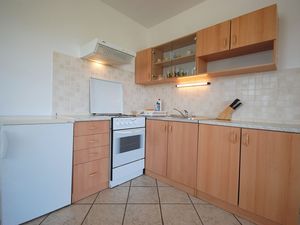 23924608-Ferienwohnung-4-Kremenići-300x225-5