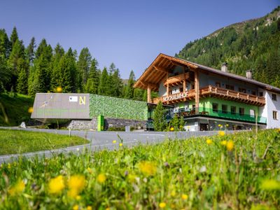 Außenseite Ferienhaus [Sommer]