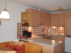 23468624-Ferienwohnung-5-Kressbronn-300x225-4