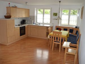 23682259-Ferienwohnung-5-Kressbronn-300x225-5