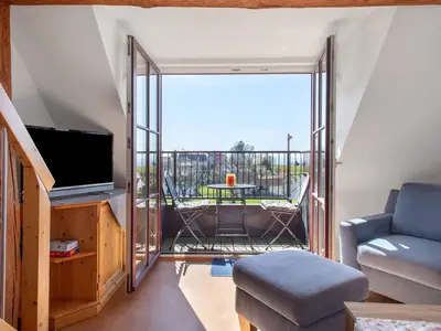 Photo, INSIDE, OUTSIDE