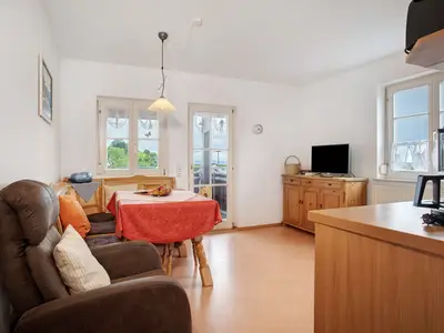 Photo, INSIDE, OUTSIDE