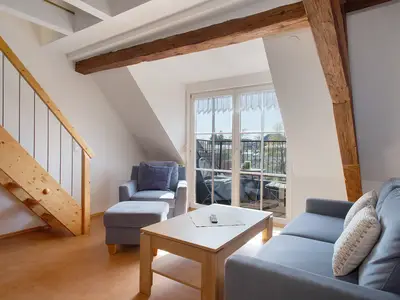 Photo, INSIDE, OUTSIDE